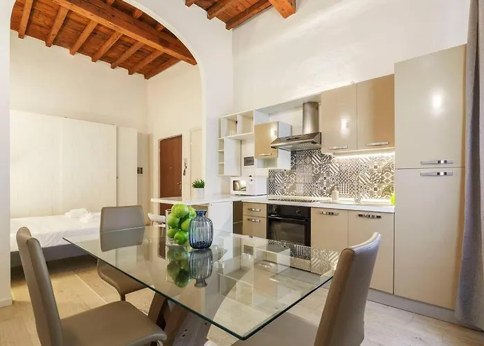 Unyca - Central Studio In Florence 1